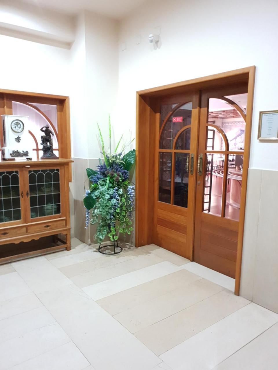 Luso Brasileiro Hotel โปโว เดอ วาร์ซิม ภายนอก รูปภาพ